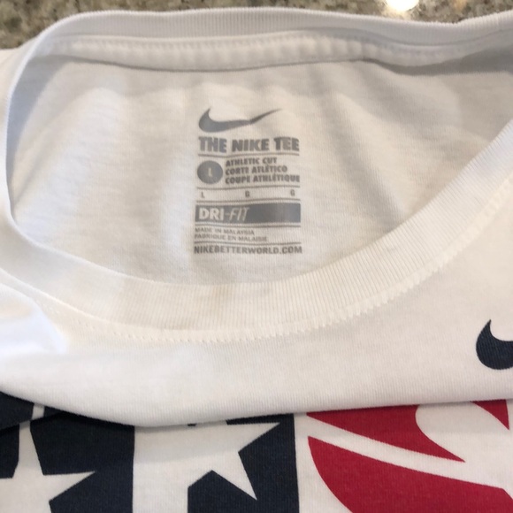 Boys Nike dryfit just do it T - Picture 2 of 2